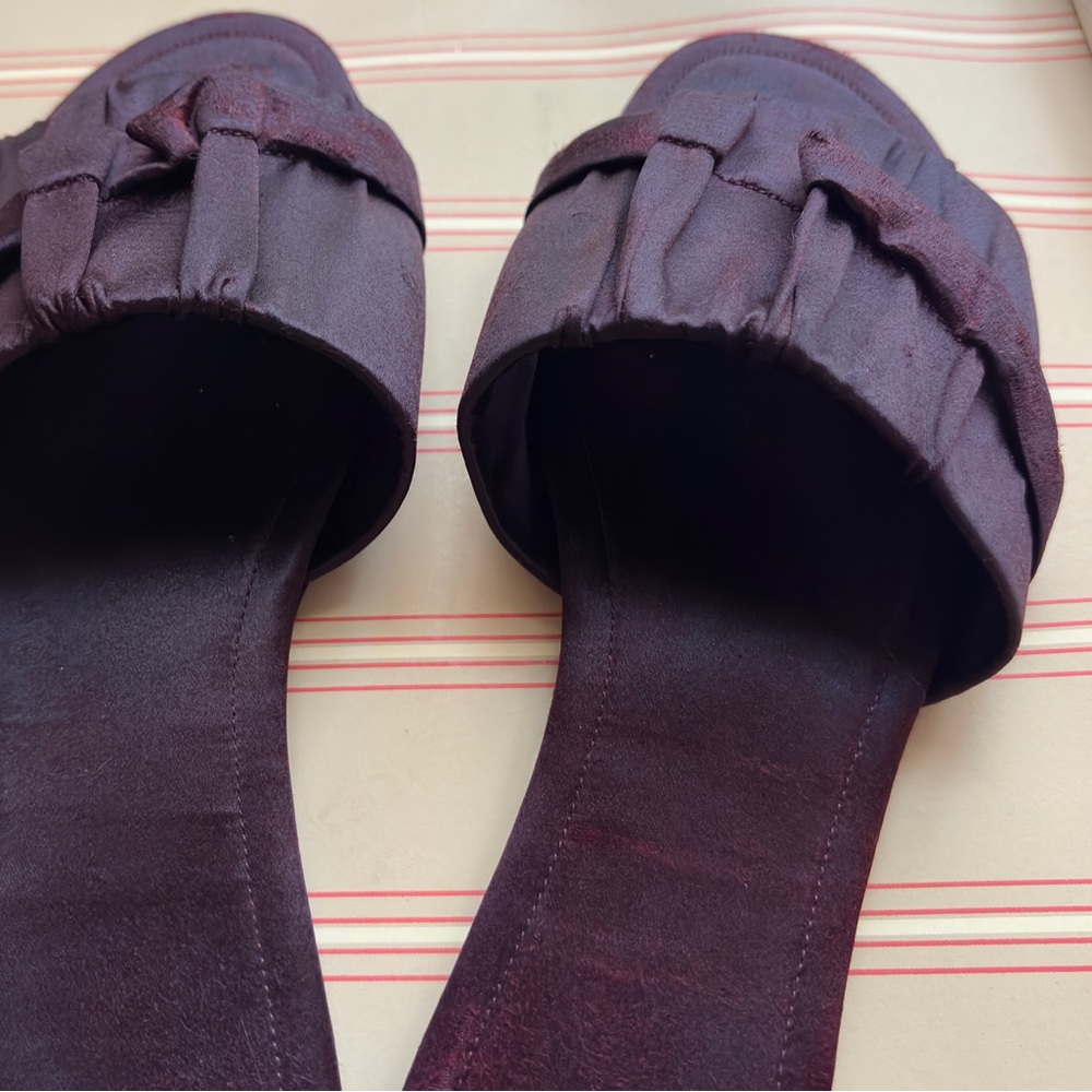 🥀 The Row Oxblood Satin "Ellen" Slide Sandals Sz EU 37.5 / US 7 🥀 - Picture 3 of 12